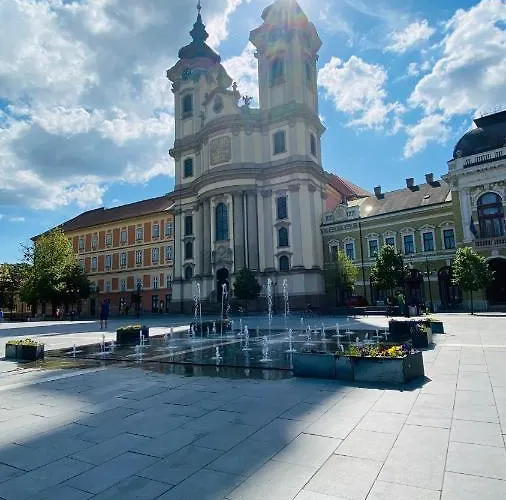 Appartement Central In The City Center Eger